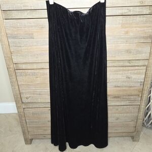 Black Velvet Maxi Skirt Medium Romantic Vintage Goth Whimsigoth Grunge YTK NWT